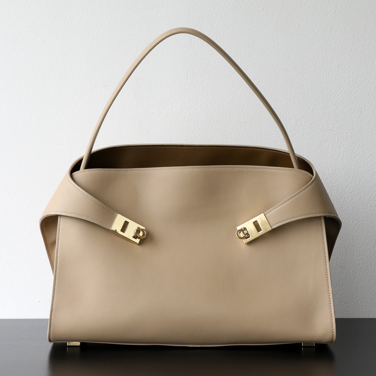 The Trass - Luxury Top-Grain Leather Tote Bag