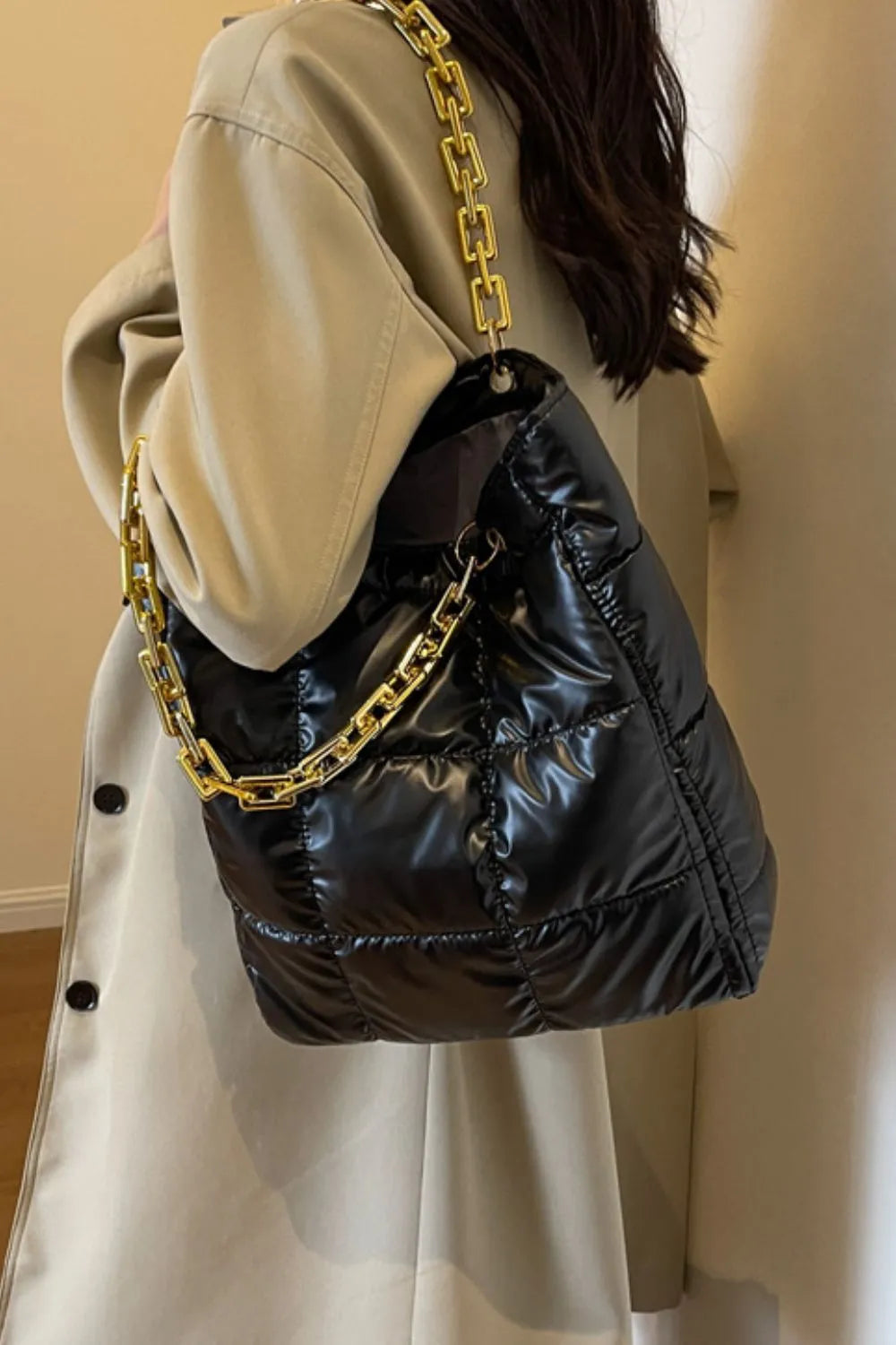 Chain Strap Bubble Handbag