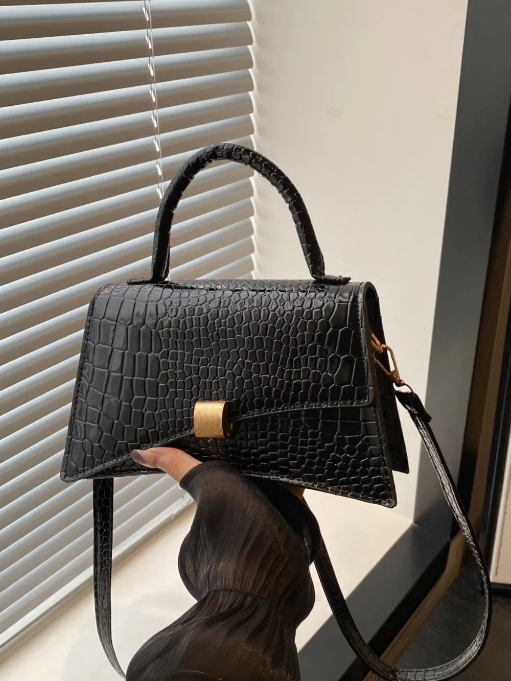 Party Compact Handbag