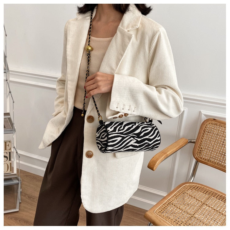 The Zas- Patterned Chain-Detail Crossbody Bag