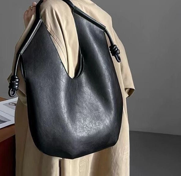 Minimalist Structured Shoulder Tote