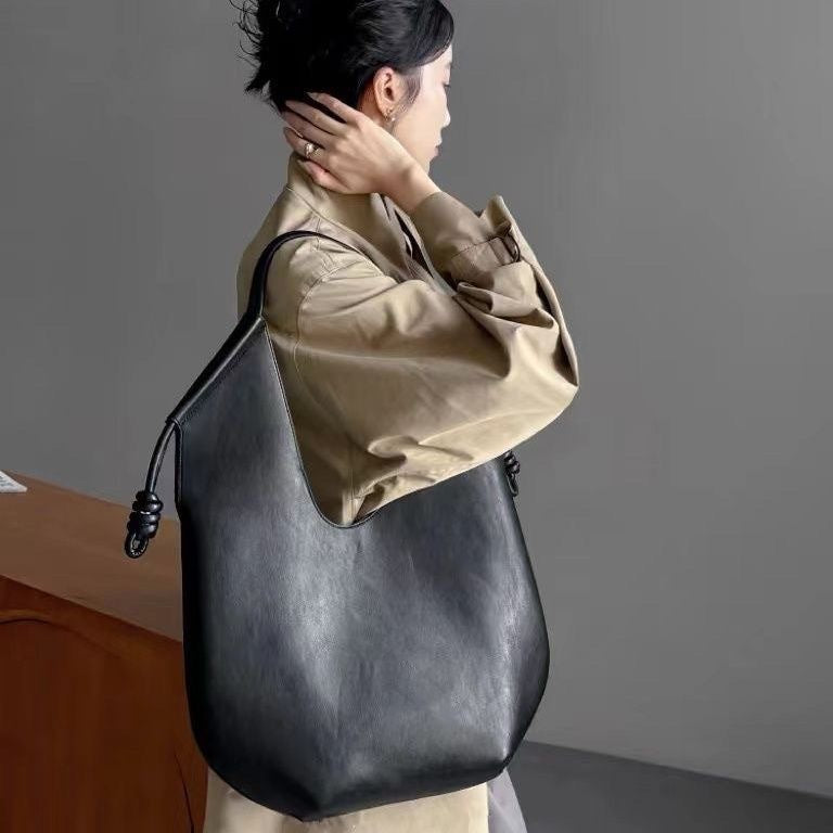 Minimalist Structured Shoulder Tote