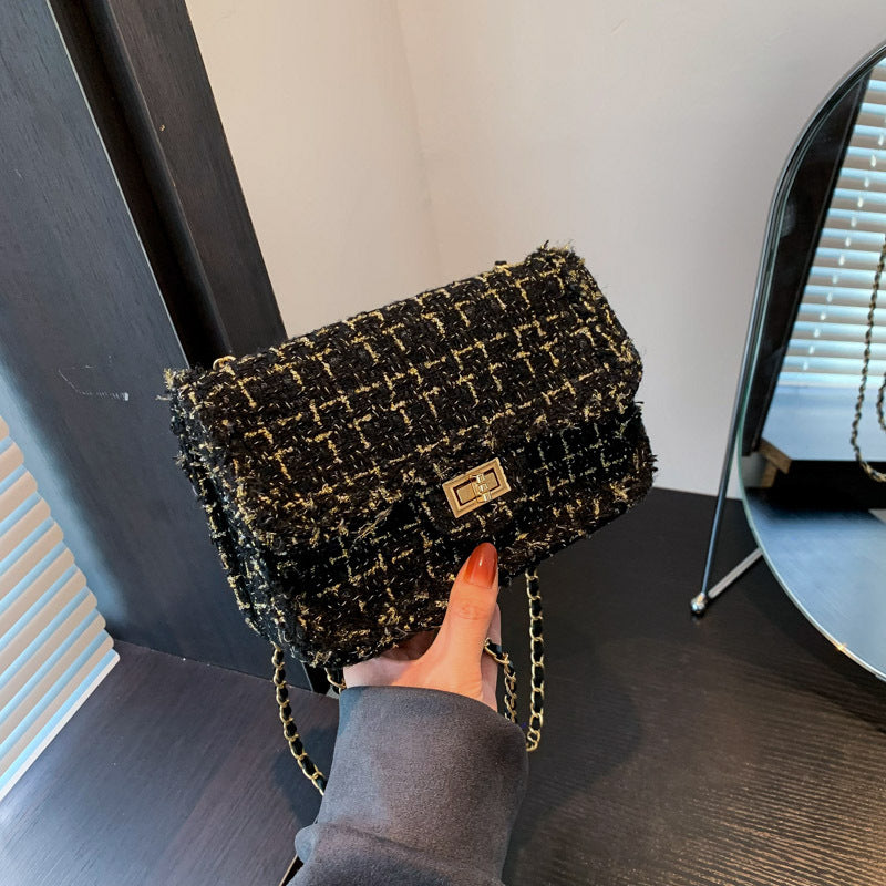 Small Chain Detail Square Bag