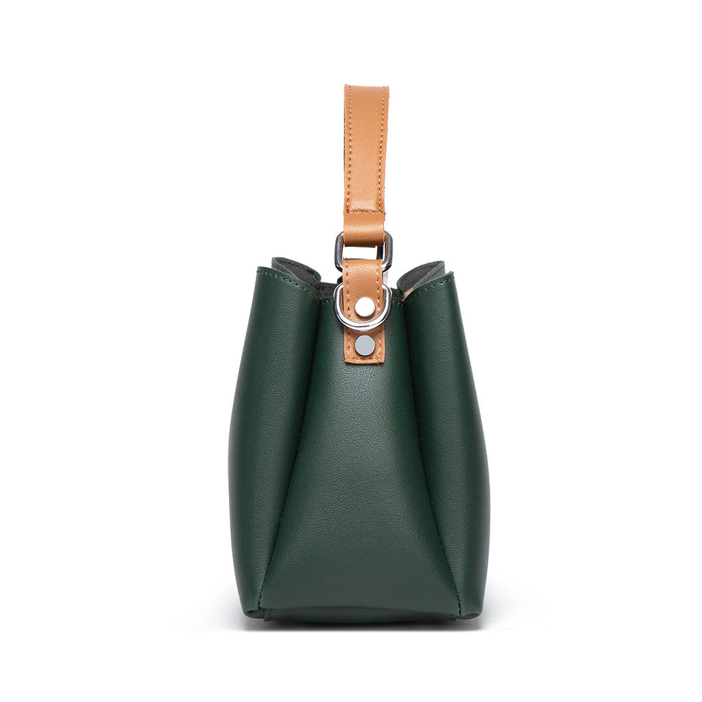 Large Capacity Tote Bag with Multiple Interior Pockets