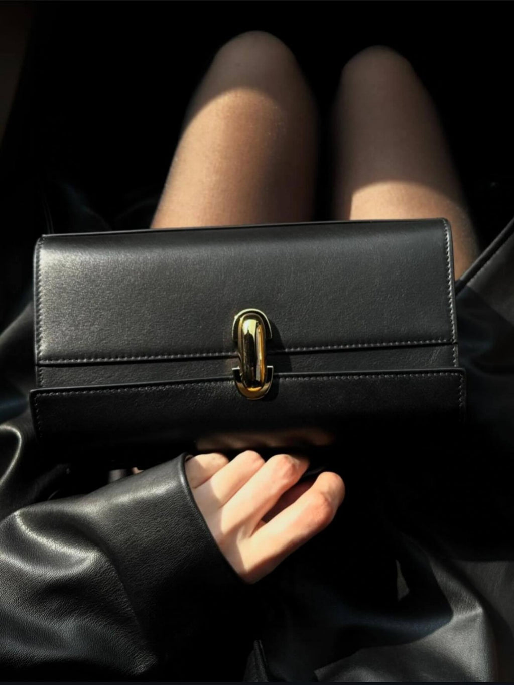The Flan - Retro Genuine Leather Flap Bag with Lock Detail