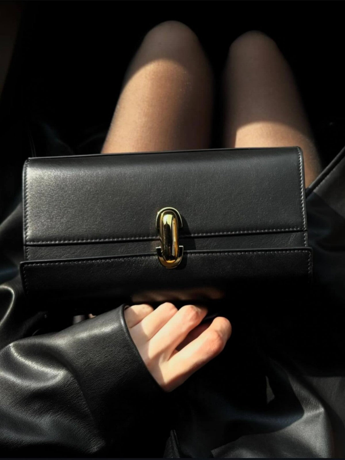 The Flan - Retro Genuine Leather Flap Bag with Lock Detail